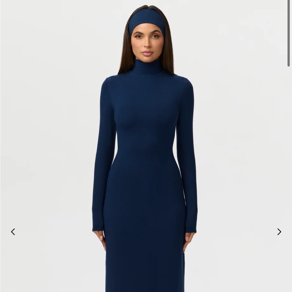 Naked Wardrobe Navy Long-Sleeve Turtleneck Dress with Headband Size Small